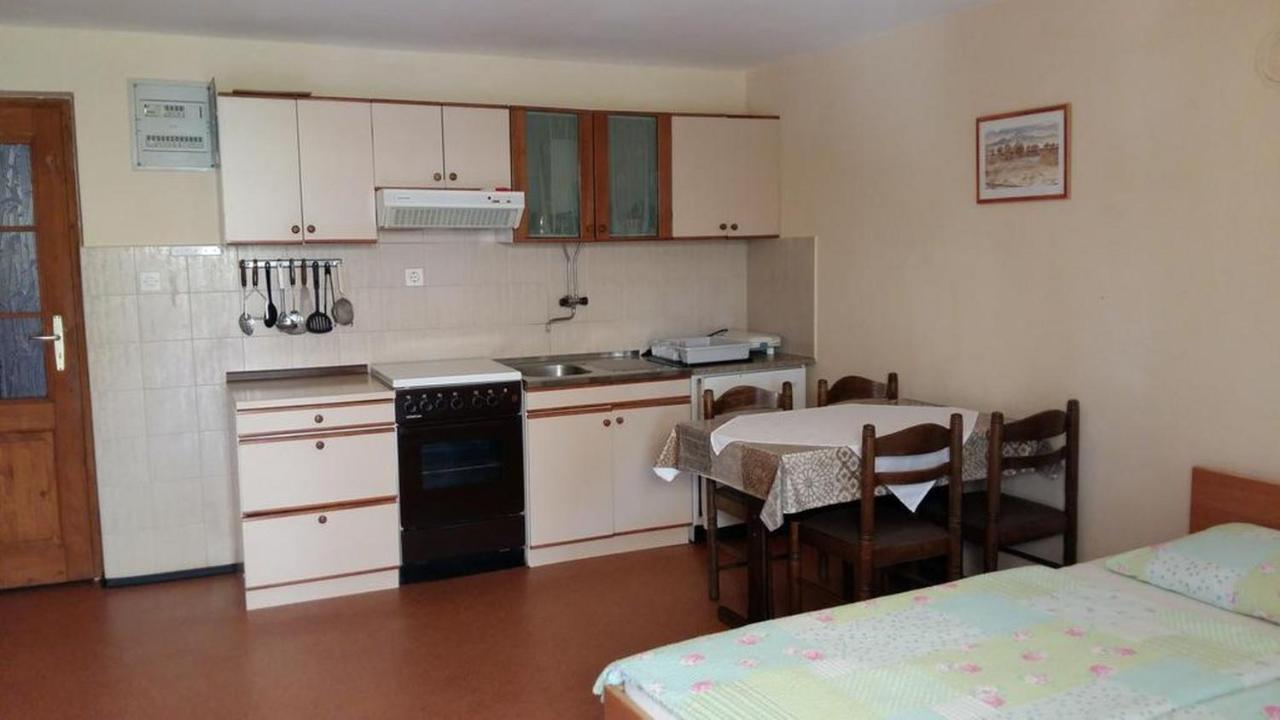Apartments Peter Dobrinj Room photo